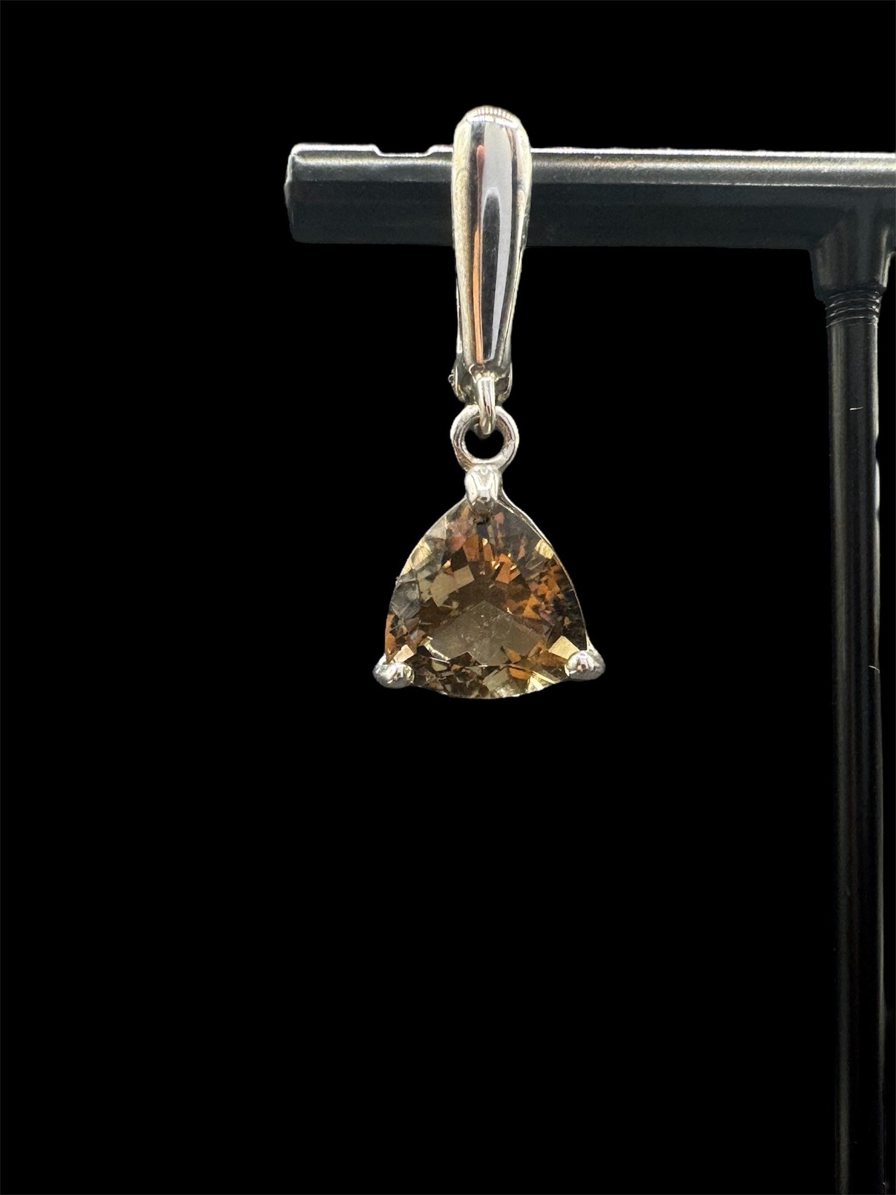 Quartz Alcove Earrings